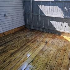 Bangor-ME-Apartment-Washing-and-Deck-Cleaning 3