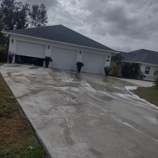 Driveway-Cleaning-in-Punta-Gorda-FL 9