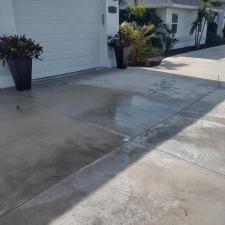 Driveway-Cleaning-in-Punta-Gorda-FL 11