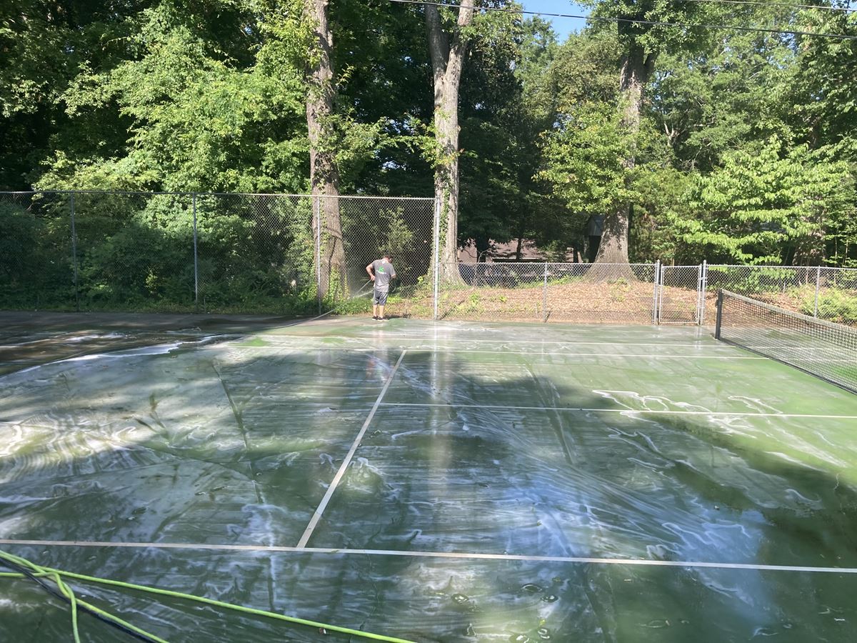 Florence, AL Tennis Court Cleaning