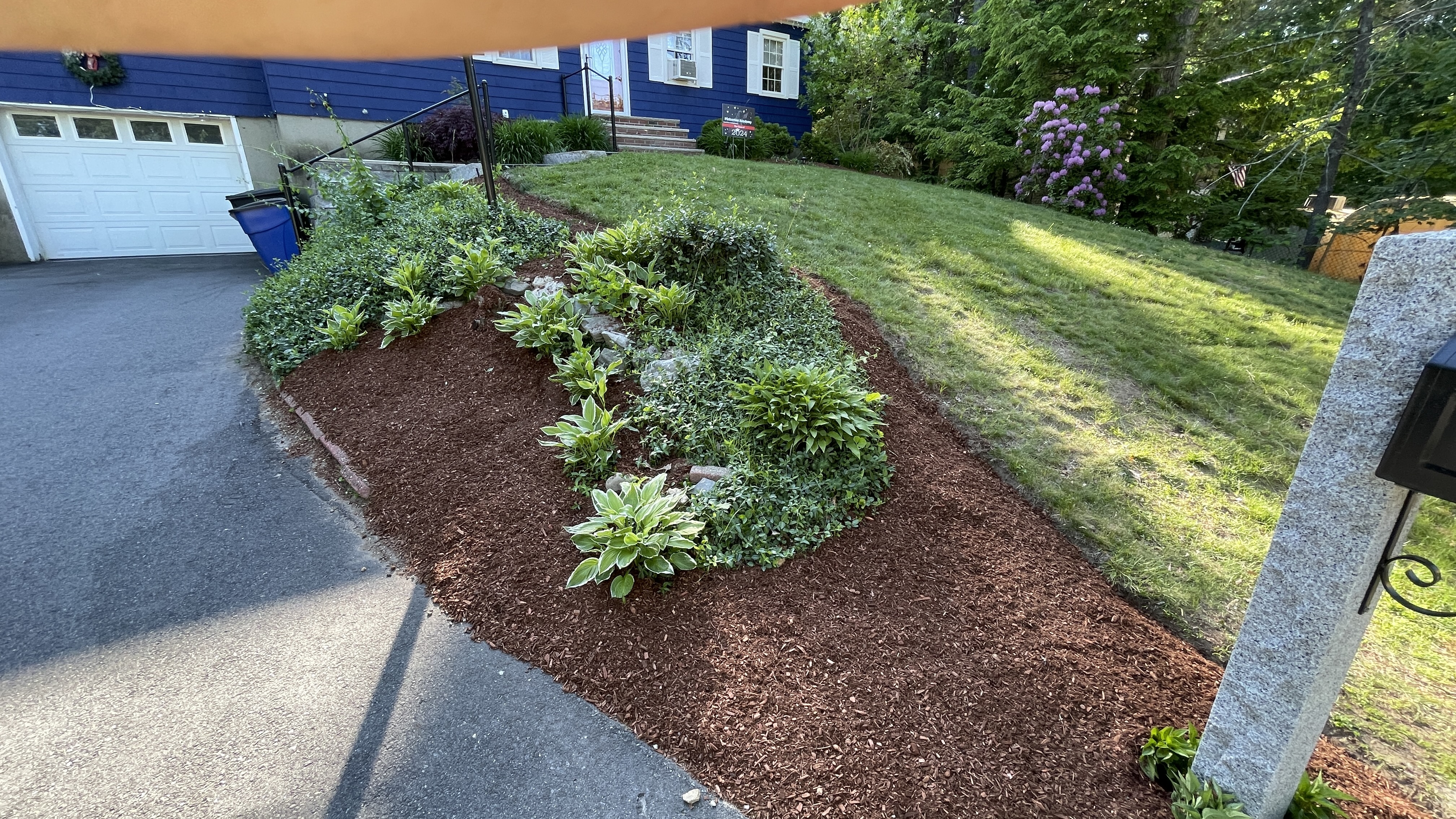 Windham, NH Mulch Rock Bed Install